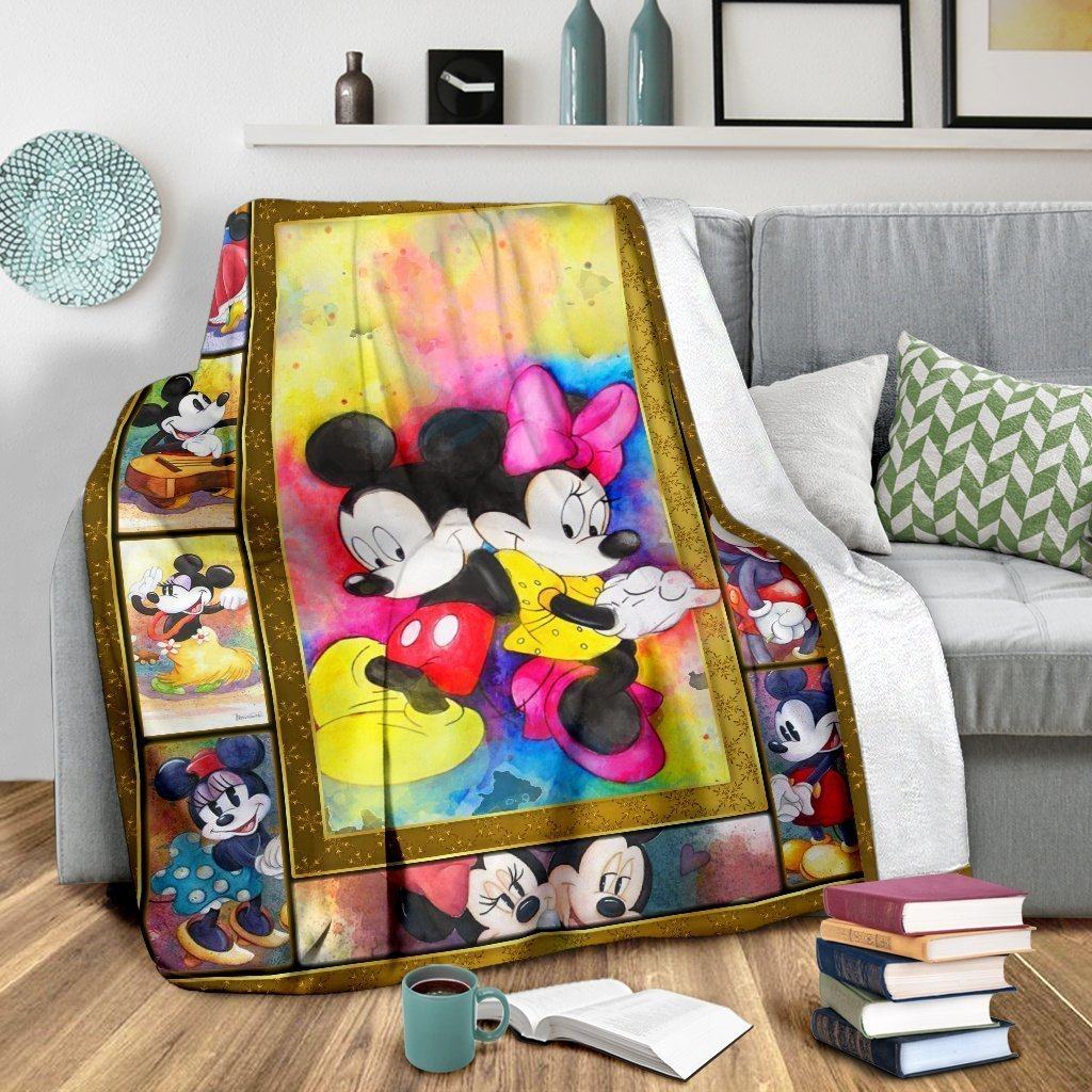 Colorful Mickey & Minnie Fleece Blanket Gift Idea Fans Colorful Mickey & Minnie Fleece Blanket Gift Idea Fans
