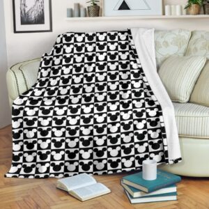 Funny Mickey Hat Fleece Blanket For DN Fans 1