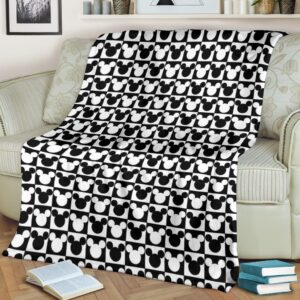 Funny Mickey Hat Fleece Blanket For DN Fans 1 Funny Mickey Hat Fleece Blanket For DN Fans 2