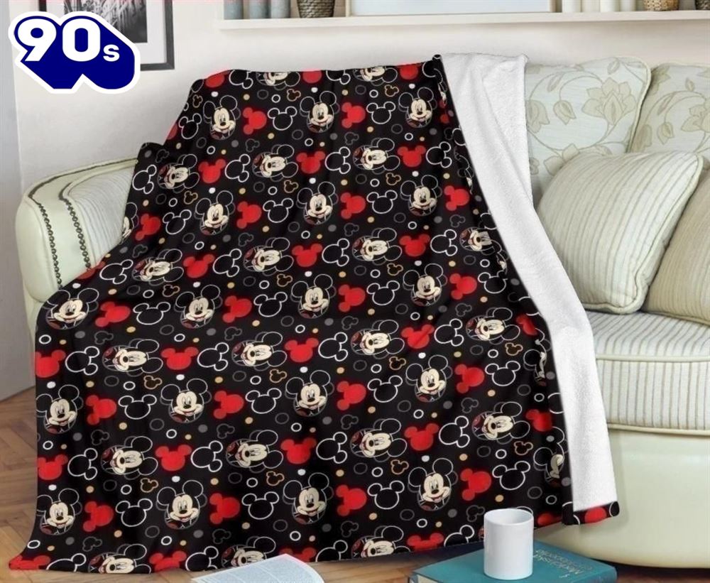 Mickey’s Face Walt Disney Fleece Blanket Gift For Fan Mickey’s Face Walt Disney Fleece Blanket Gift For Fan