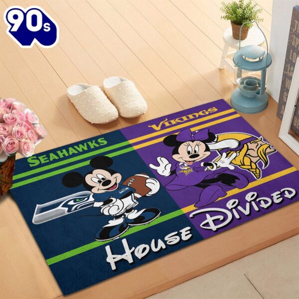 NFL Football Seattle Seahawks vs Minnesota Vikings Mickey And Minnie Teams NFL House Divided Doormat