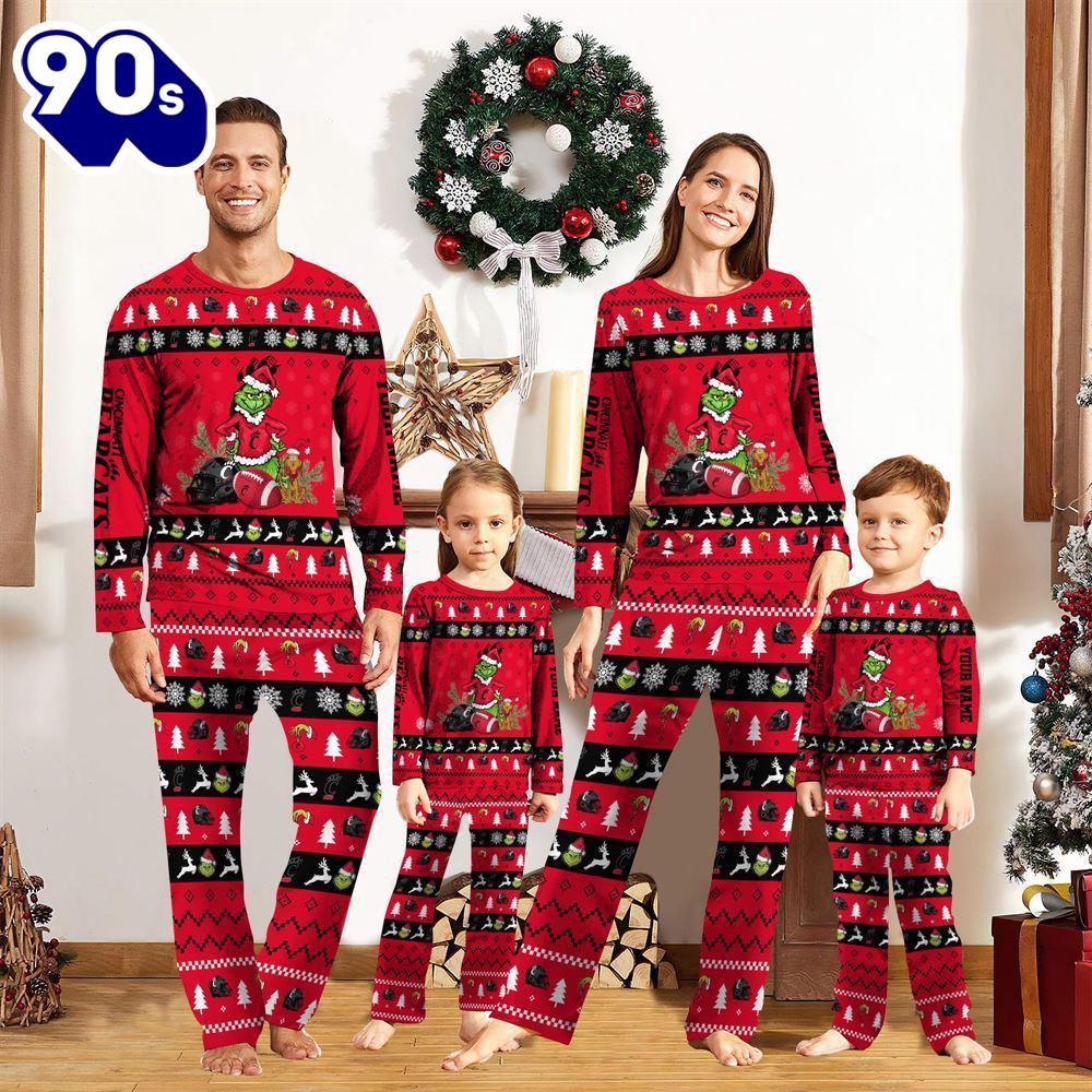 Cincinnati Bearcats NCAA Custom Name Grinch Christmas And Sport Team Pajama Set Gift Christmas Cincinnati Bearcats NCAA Custom Name Grinch Christmas And Sport Team Pajama Set Gift Christmas