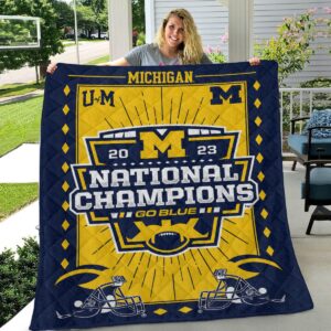 Michigan Wolverines Football Merry Sport Blanket Gift Mom