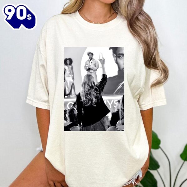Taylor Swift Toast To Kendrick Award T Shirt