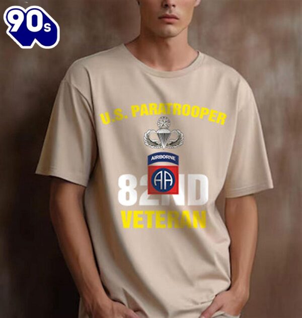 US Army 82nd Airborne Division Veteran Paratrooper Classic Unisex T-Shirt Gildan